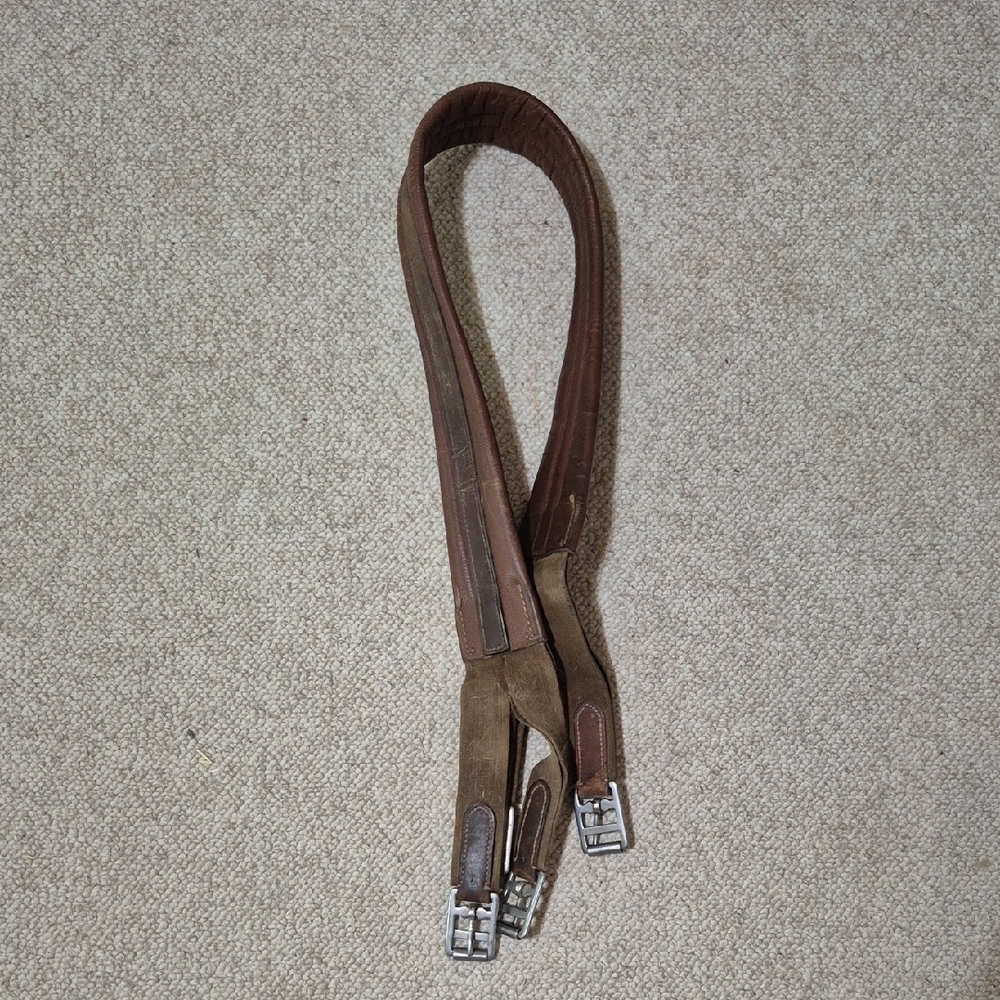 48" Leather Girth- Horse Tack - Picture 1 of 5